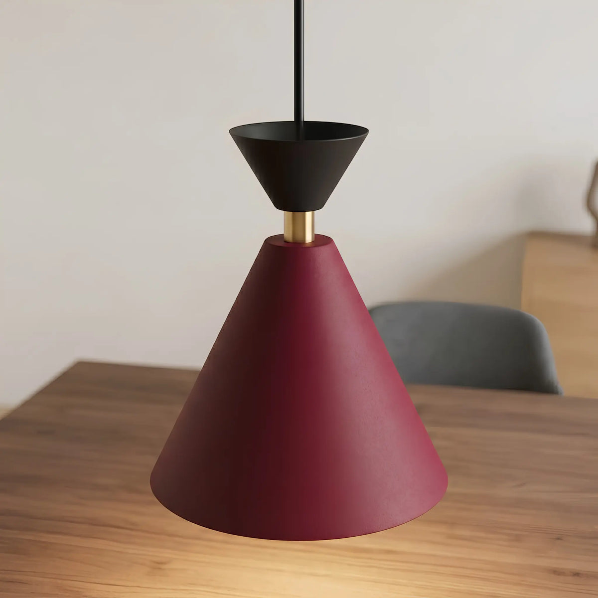 Emibig Klever Pendellampa 3-ljus 71x16 cm, Svart/Vinröd