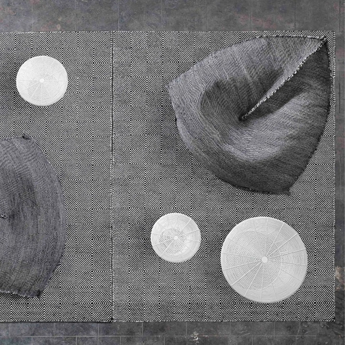 GAN Sail Matta 200x300 cm, Svart