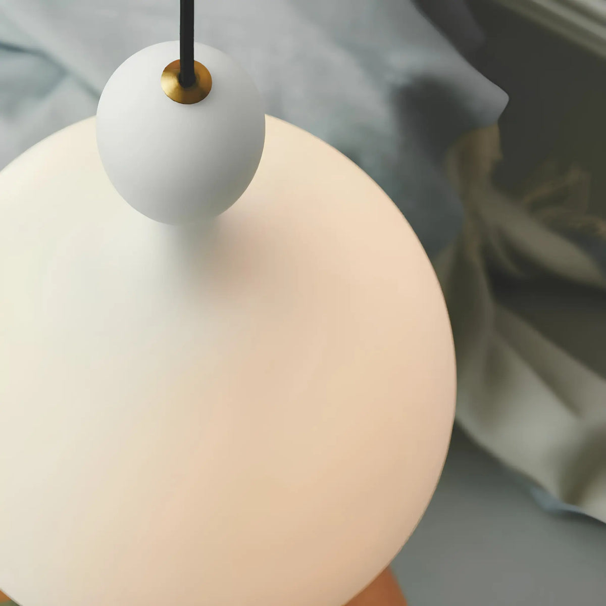 Halo Design Dueodde Taklampa Ø18 cm, Opal