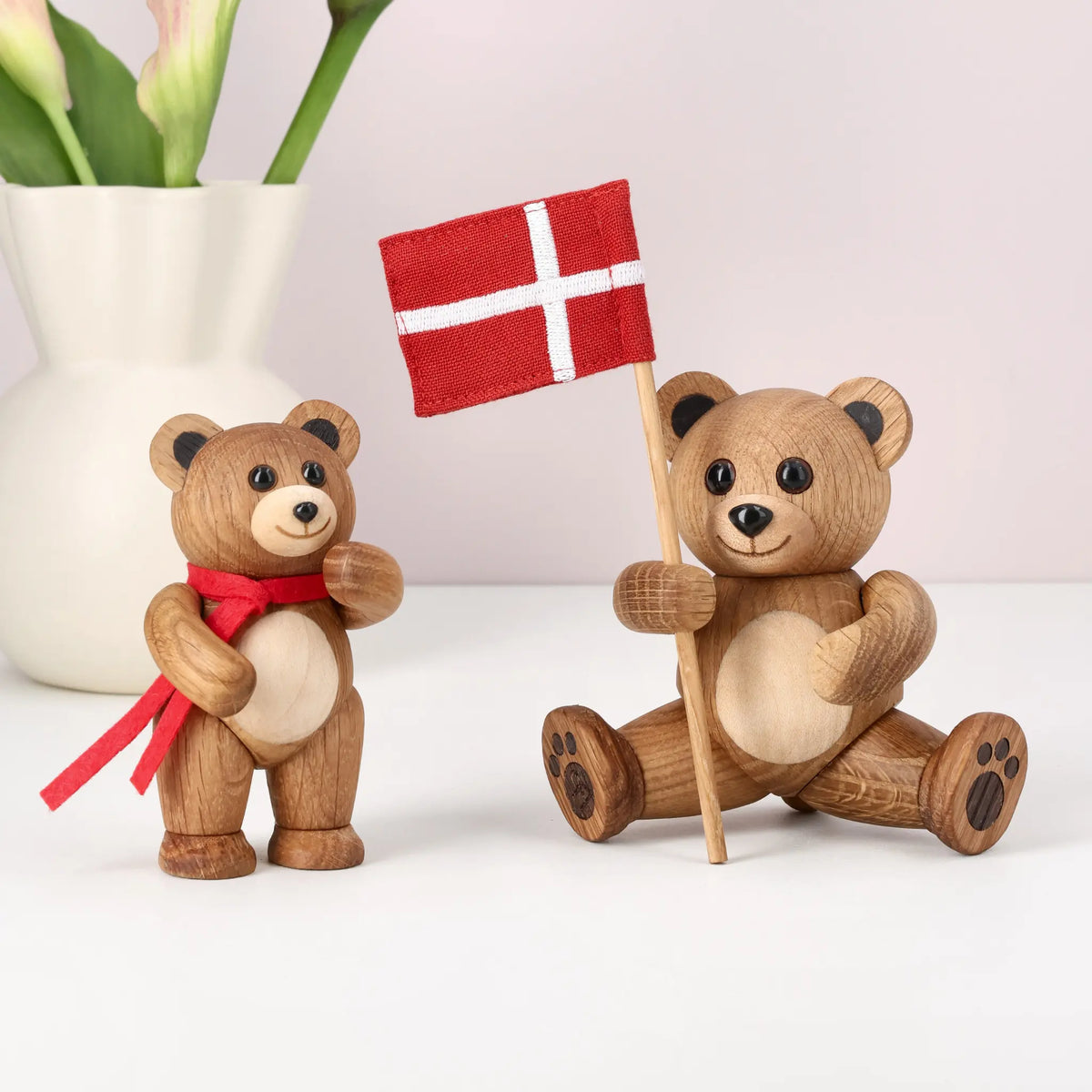 Spring Copenhagen Sneeze Teddybjörn Trädekoration 9,5 cm, Ek