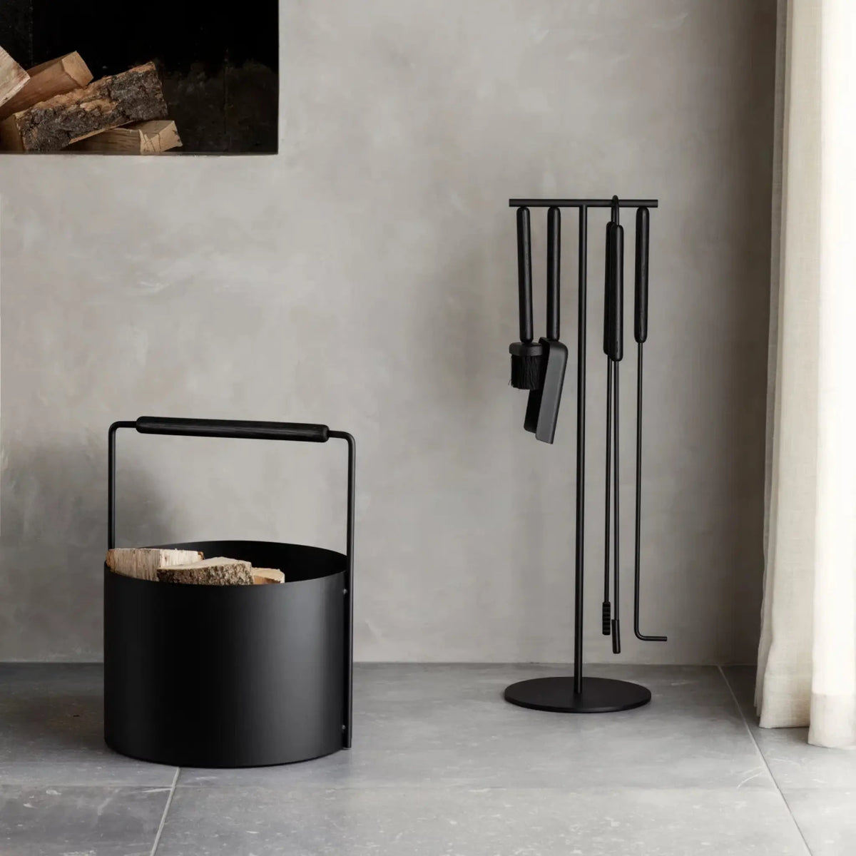 blomus Ashi Vedkorg 45 cm, Svart
