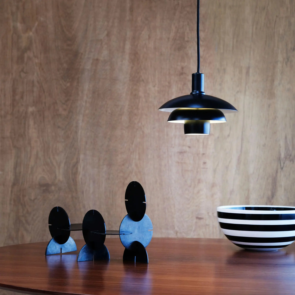 Dyberg Larsen Morph Taklampa Ø21 cm, Svart