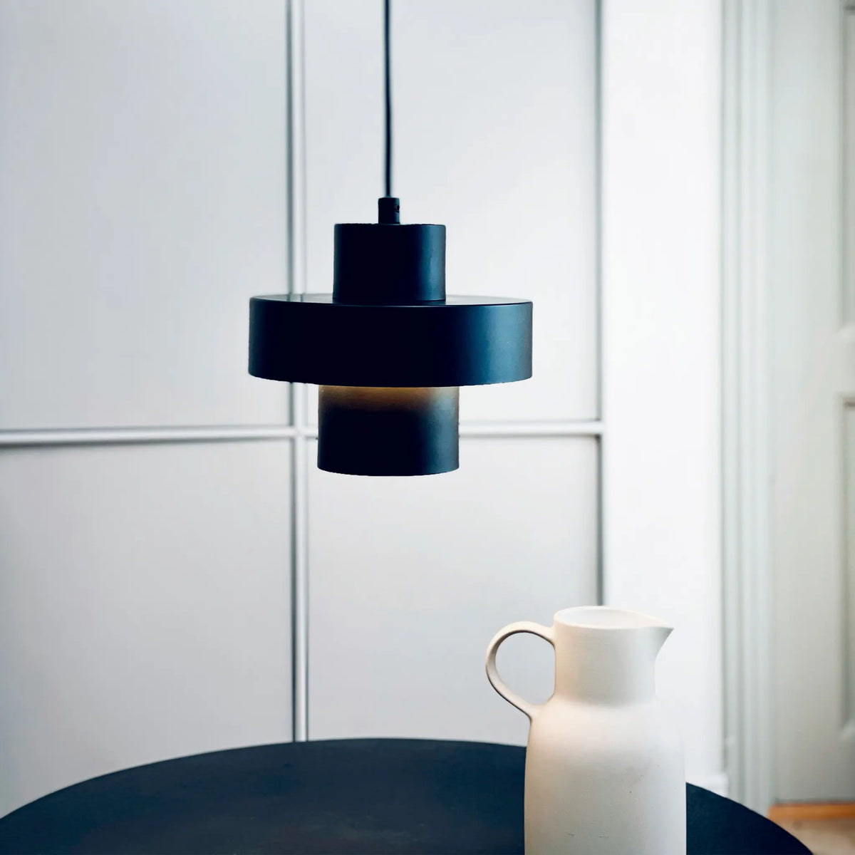 Dyberg Larsen Stoke Taklampa 20 cm, Svart