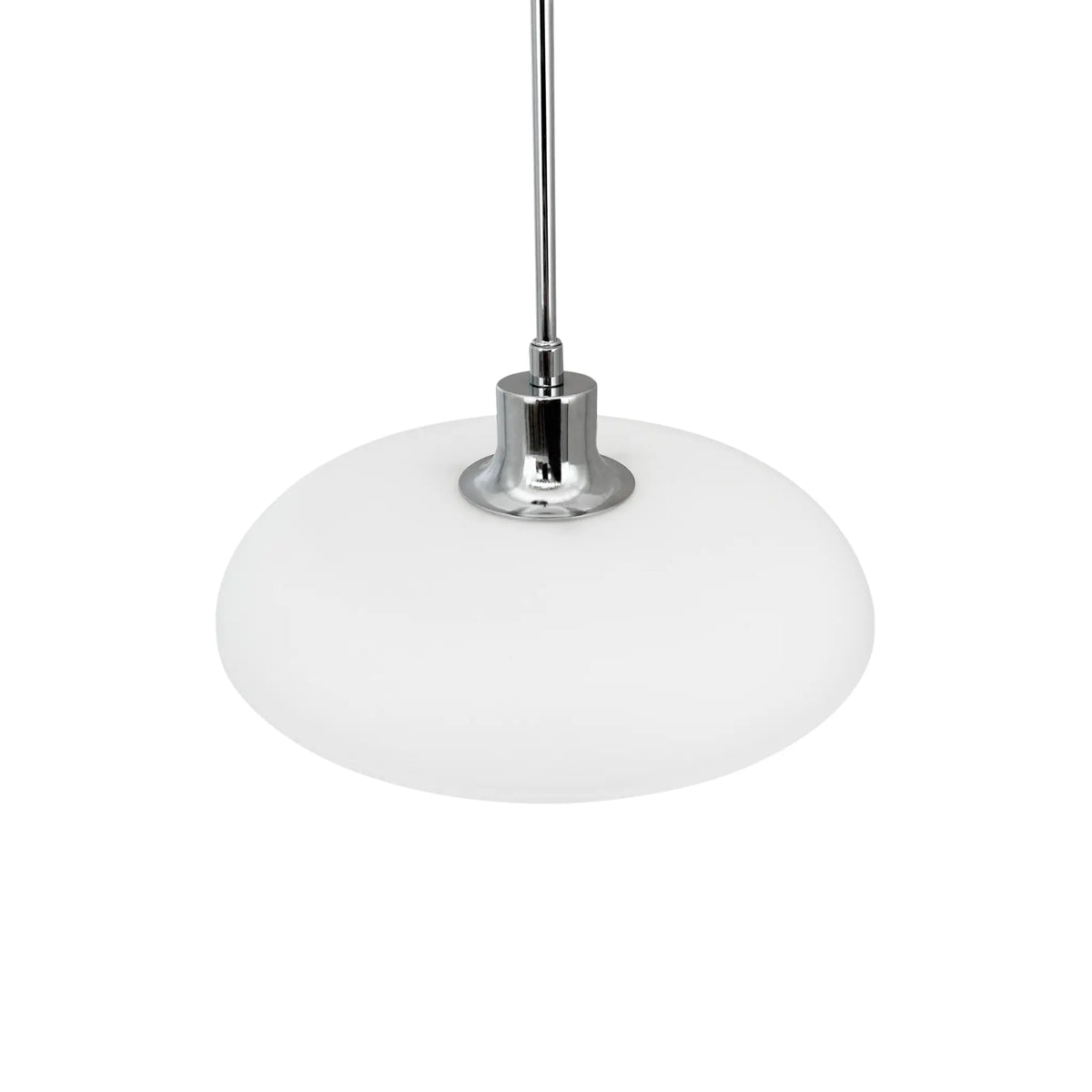 Dyberg Larsen Ava Taklampa Ø31 cm, Opal/Krom