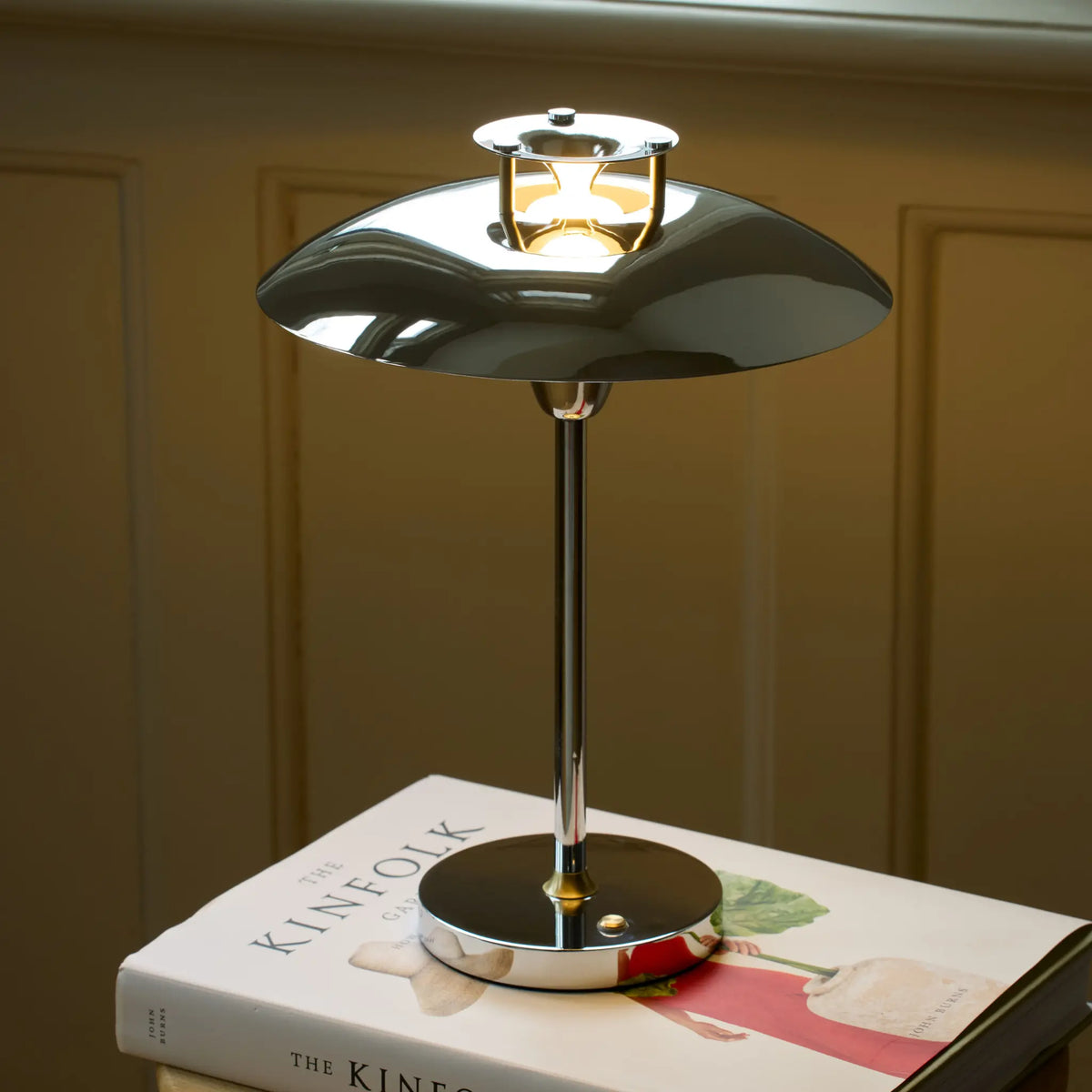 Halo Design Stepp 1-2-3 Portabel Bordslampa, Chrome