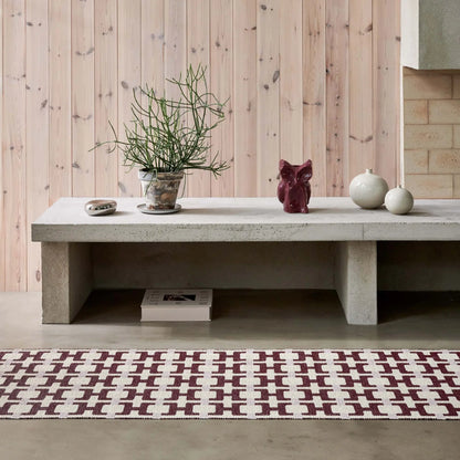 Pappelina Tom Matta 70x240 cm, Burgundy