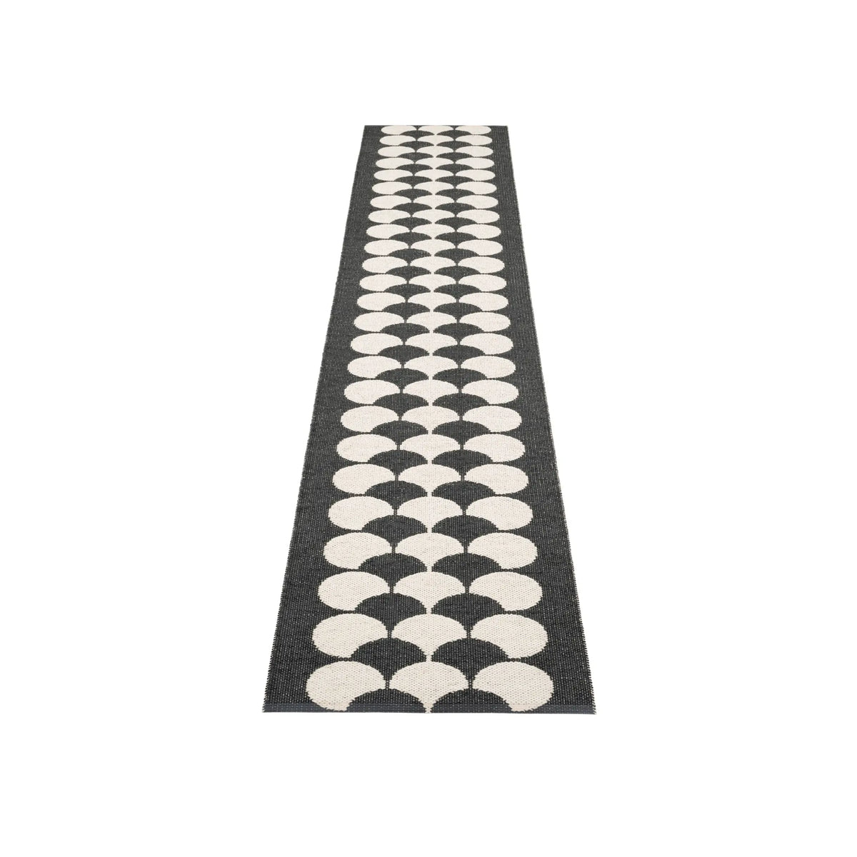 Pappelina Poppy Matta 70x350 cm, Svart