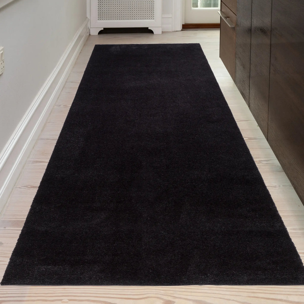 Tica Copenhagen Unicolor Matta 100x300 cm, Svart