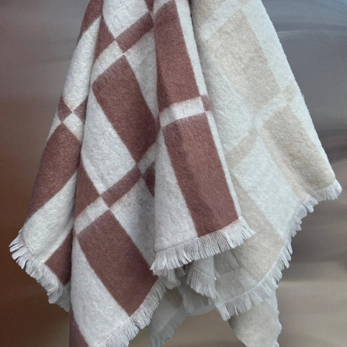 Tinted Objects Hallin Filt Mohair 130x170 cm, Beige-Offwhite