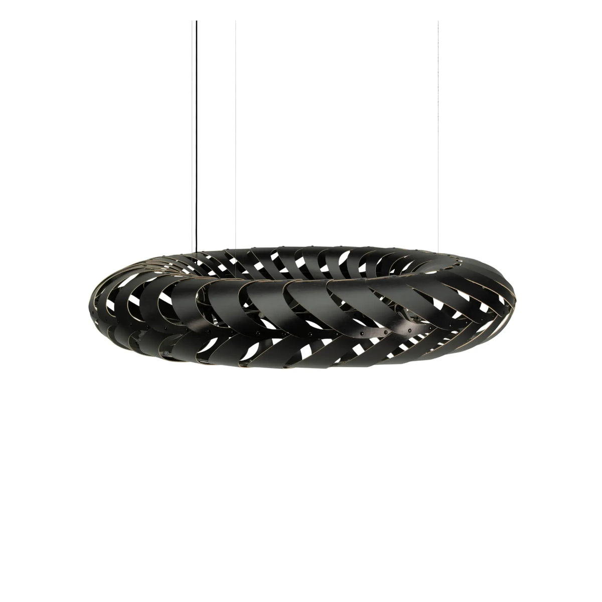 David Trubridge Maru Taklampa 140 cm, Svart