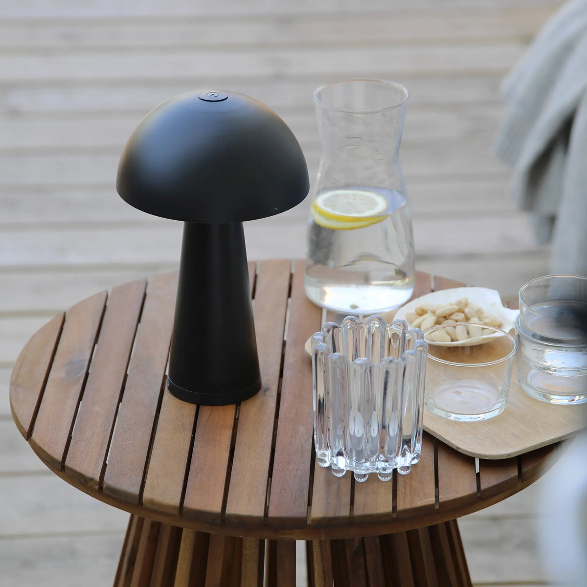 Markslöjd Fungi Uppladdningsbar Bordlampa Matt Svart B/O