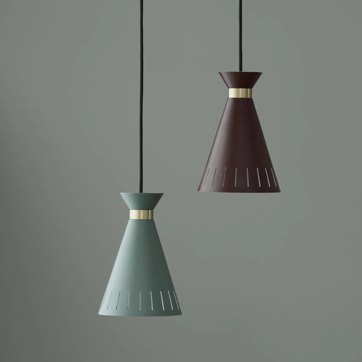 Warm Nordic Cone Taklampa, Dusty Green